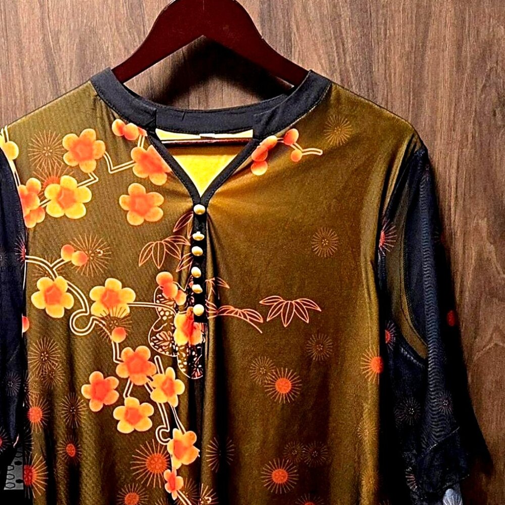 Vibrant blouse